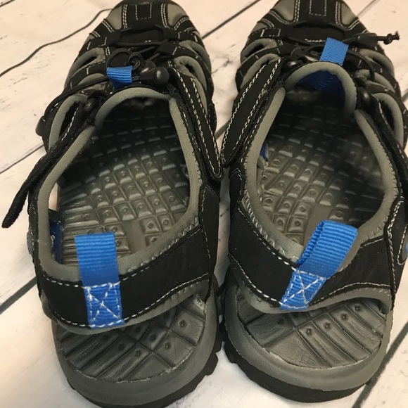 Men’s 10/ Women’s 12/ Water/ land rugged sandals - Picture 3 of 4